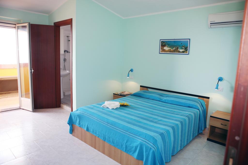 A Turri Otel Capo Vaticano Oda fotoğraf